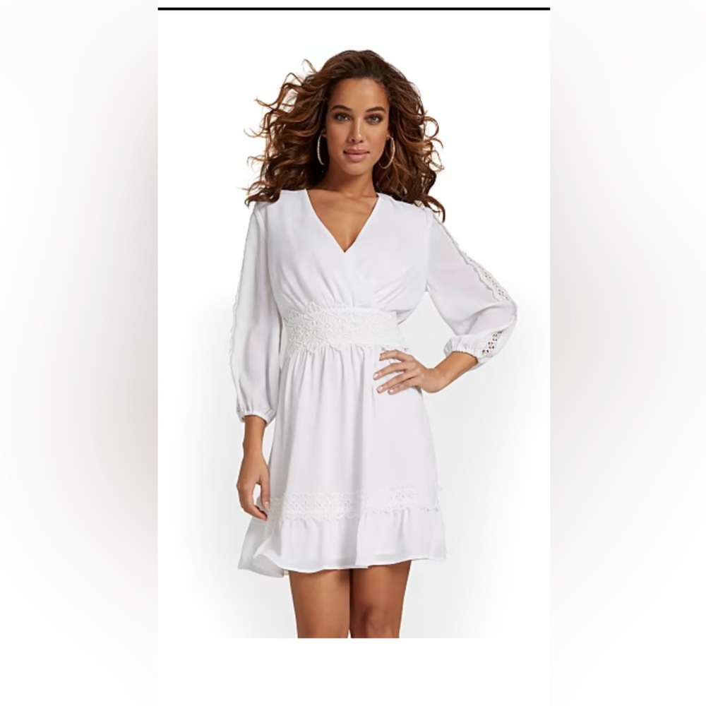 NY&CO EYELET-SLEEVE FLARE DRESS - LILY & CALI
COLOR:OPTIC WHITE
SIZE:LARGE